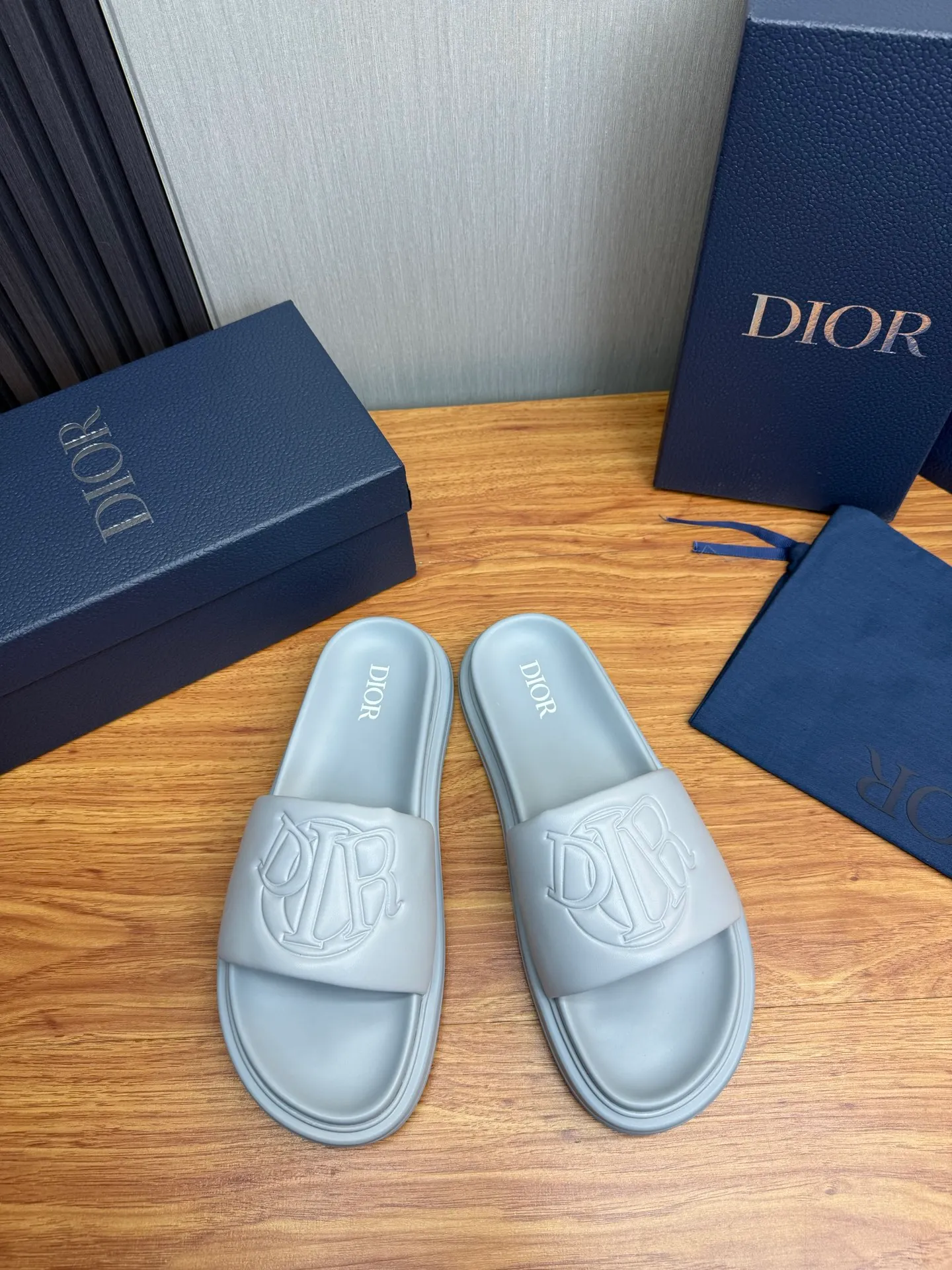 Men's shoes 280💰 Dior. Men's slippers🩴Official website 1:1 production 38-45 yards 45 46 🉑️Customized original material shipped✅